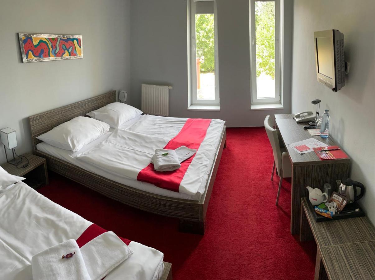 Hotel Olympia Kopřivnice Dış mekan fotoğraf