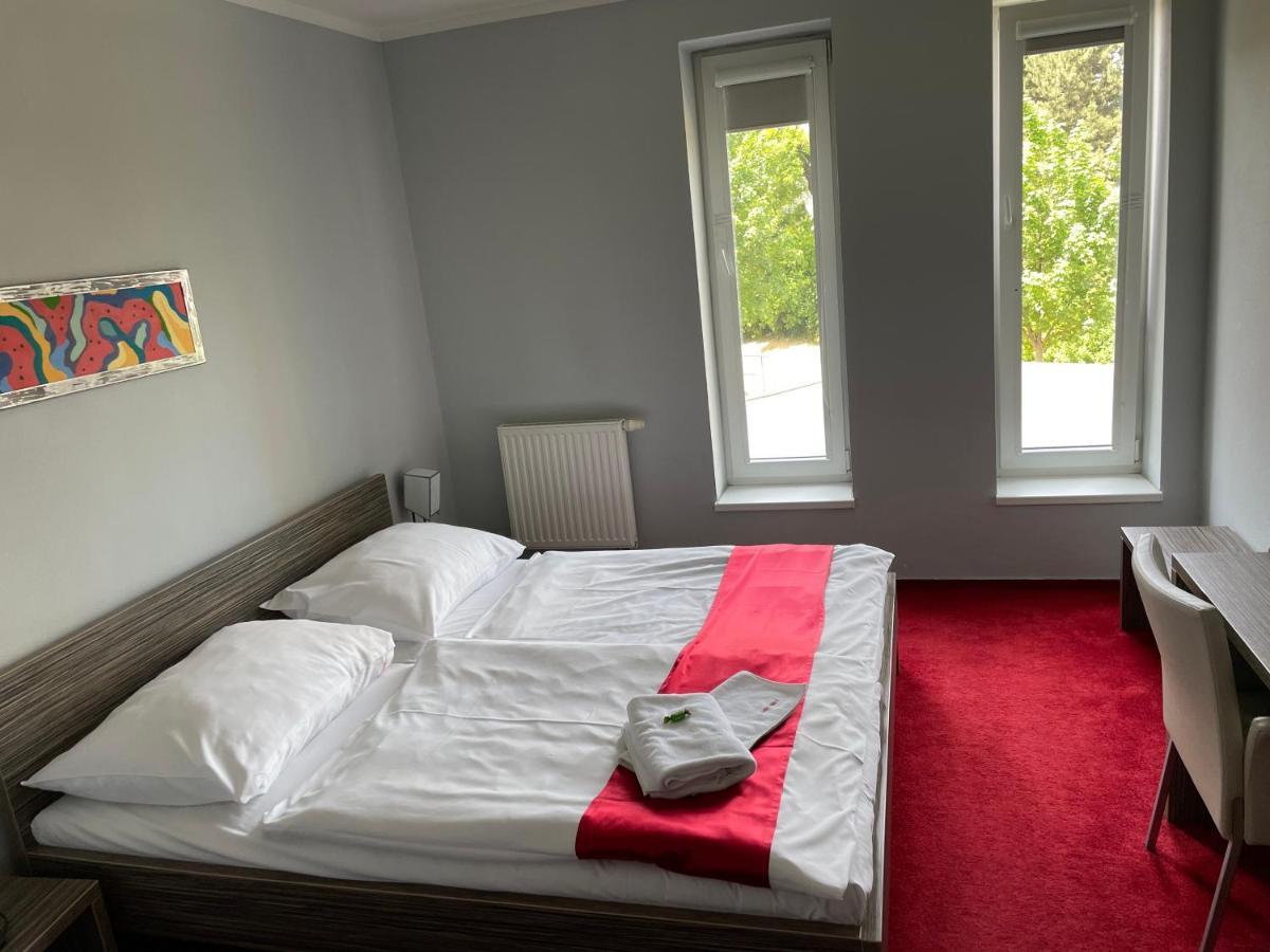 Hotel Olympia Kopřivnice Dış mekan fotoğraf