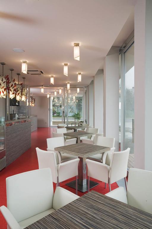 Hotel Olympia Kopřivnice Dış mekan fotoğraf
