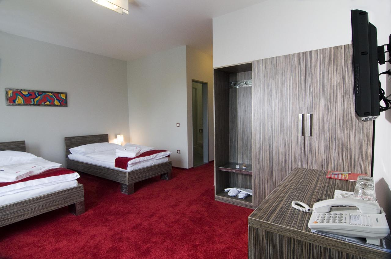 Hotel Olympia Kopřivnice Dış mekan fotoğraf