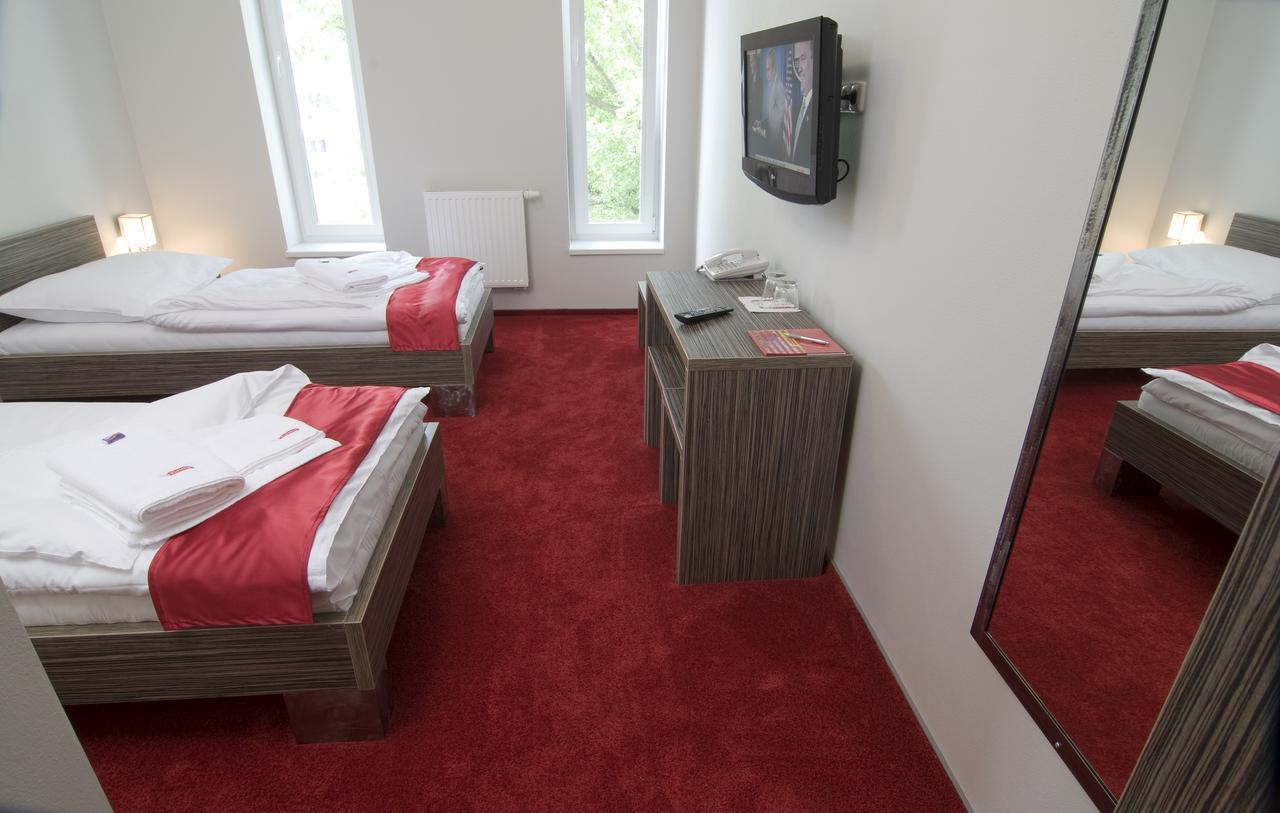 Hotel Olympia Kopřivnice Dış mekan fotoğraf