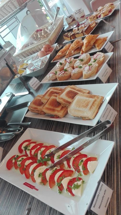 Hotel Olympia Kopřivnice Dış mekan fotoğraf